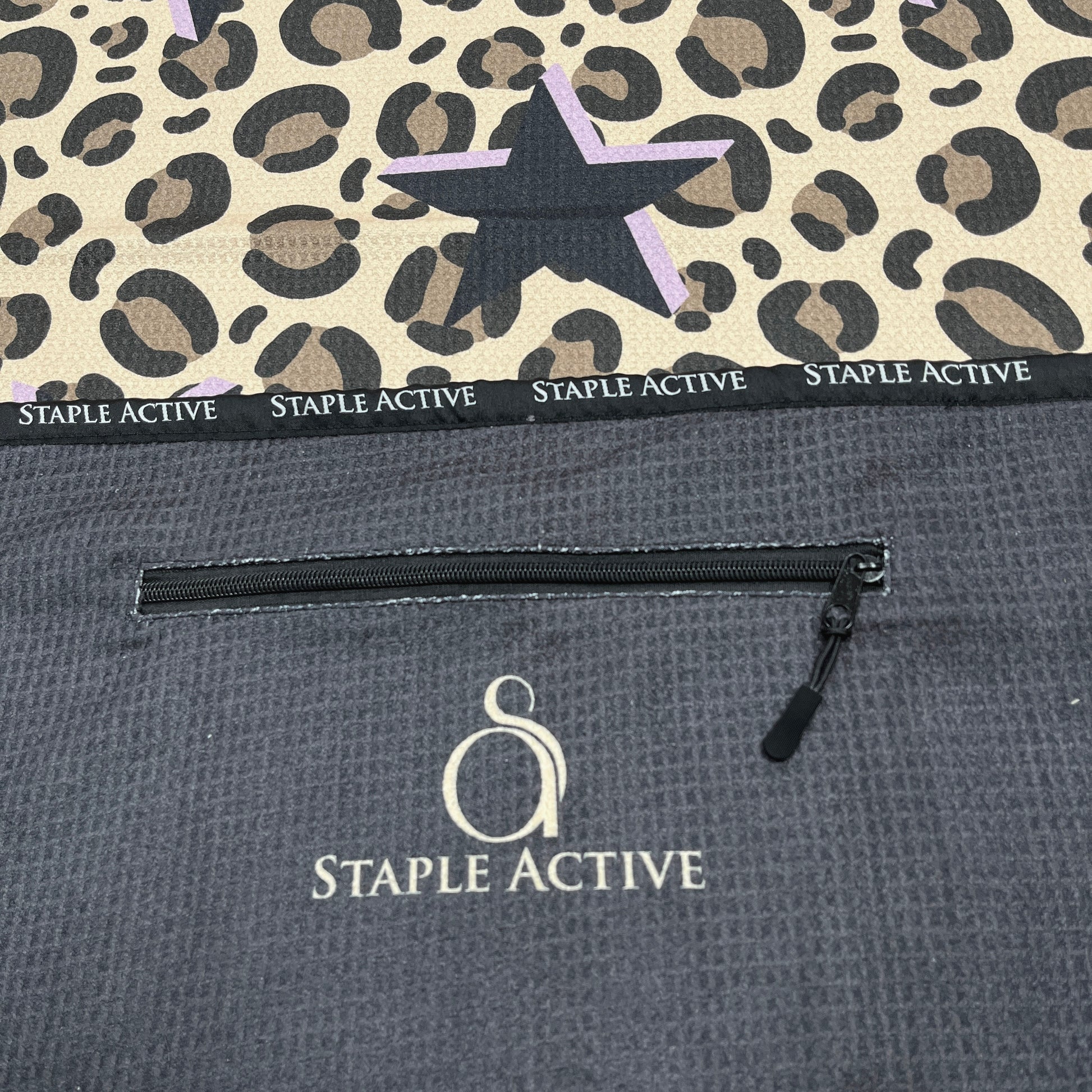 Conquer Gym Towel (Leopard Stars) - StapleActive